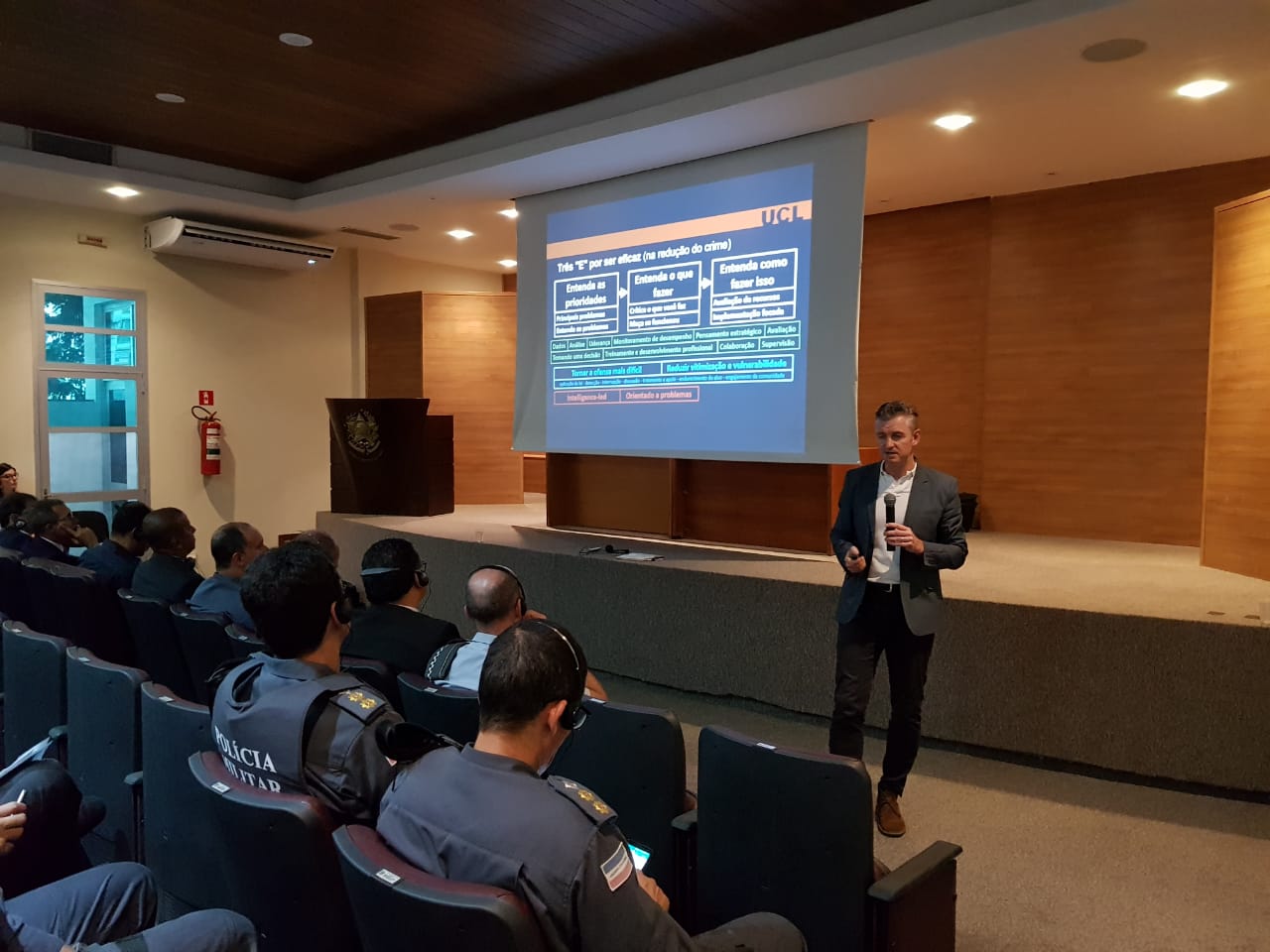 20.03.2019 - Palestra de Spencer Chainey - epecialista em Segurança e consultor do BID - Divulgação Ascom Polícia Civil