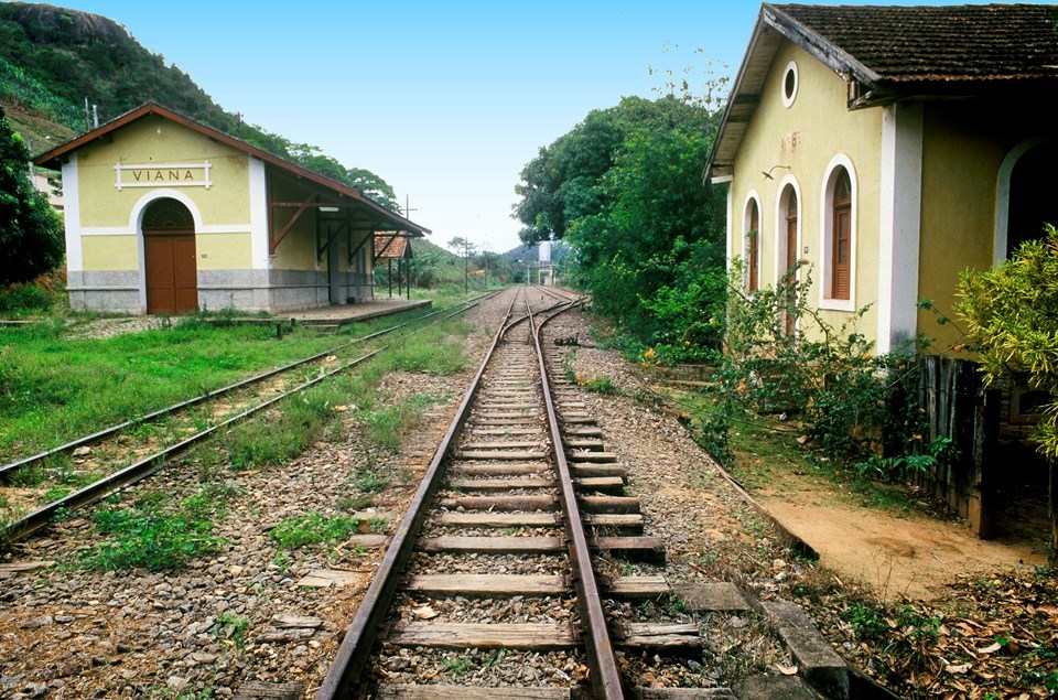 viana_estacao-ferroviaria_tadeu-bianconi|||Fotógrafo:Tadeu Bianconi